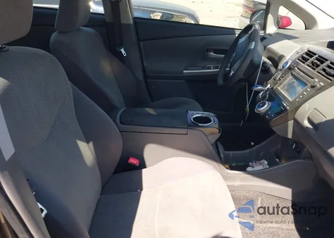 2012 Toyota Prius V Three z USA, uszkodzony, nr VIN JTDZN3EUXC3094414